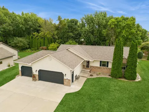 w189 Allen Dale Lane, Sherwood, WI 54169