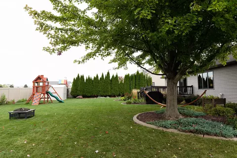 Exterior - w6548 Ethan Drive, Appleton, WI 54915 photo 6 of 10