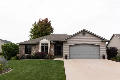 Exterior - w6548 Ethan Drive, Appleton, WI 54915 photo 1 of 10