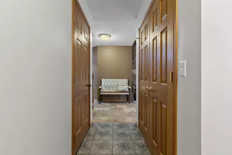 Entry Way - 8458 N Cherry Rd, Algoma, WI 54201 photo 3 of 5