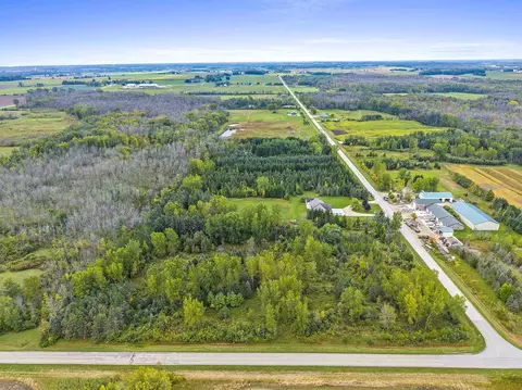 View/Area - 8458 N Cherry Rd, Algoma, WI 54201 photo 5 of 9