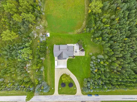 View/Area - 8458 N Cherry Rd, Algoma, WI 54201 photo 8 of 9