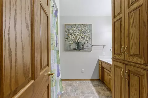 Entry Way - 8458 N Cherry Rd, Algoma, WI 54201 photo 4 of 5