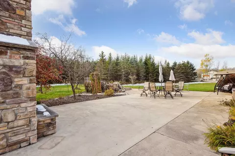 Exterior - 8458 N Cherry Rd, Algoma, WI 54201 photo 9 of 25
