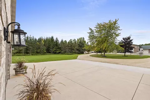 Exterior - 8458 N Cherry Rd, Algoma, WI 54201 photo 4 of 25