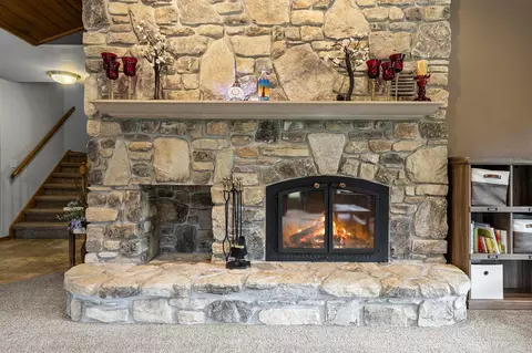 Entry Way - 8458 N Cherry Rd, Algoma, WI 54201 photo 1 of 5