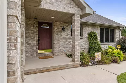Exterior - 8458 N Cherry Rd, Algoma, WI 54201 photo 5 of 25