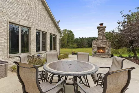 Exterior - 8458 N Cherry Rd, Algoma, WI 54201 photo 17 of 25