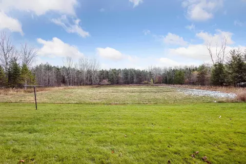Exterior - 8458 N Cherry Rd, Algoma, WI 54201 photo 13 of 25