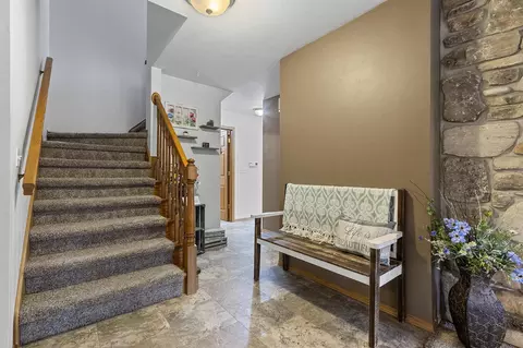 Entry Way - 8458 N Cherry Rd, Algoma, WI 54201 photo 2 of 5