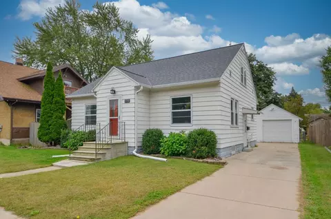 1590 Cedar St, Green Bay, WI 54302