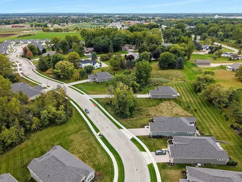 View/Area - 5775 N Osprey Dr, Appleton, WI 54913 photo 6 of 10