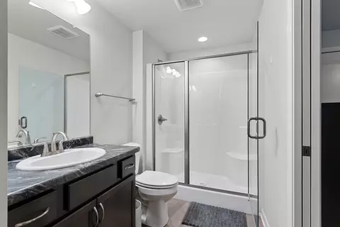 Bath - 5775 N Osprey Dr, Appleton, WI 54913 photo 5 of 5