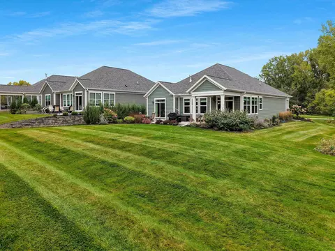 Exterior - 5775 N Osprey Dr, Appleton, WI 54913 photo 14 of 19