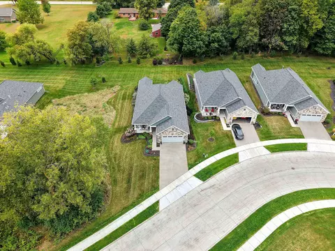 View/Area - 5775 N Osprey Dr, Appleton, WI 54913 photo 1 of 10
