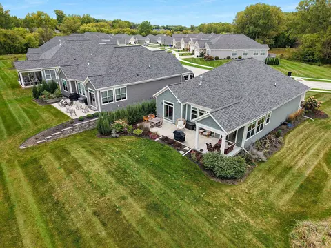 Exterior - 5775 N Osprey Dr, Appleton, WI 54913 photo 15 of 19