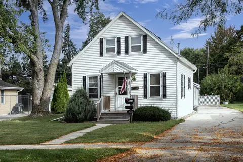 531 4th St, Fond Du Lac, WI 54935