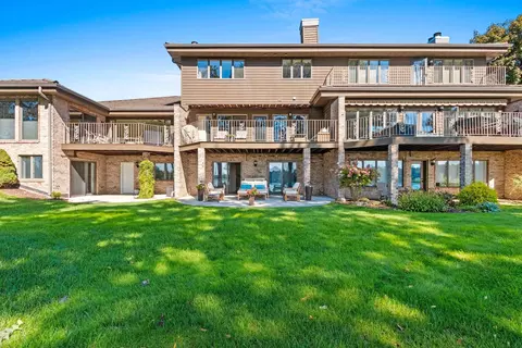 2755 Fox Run, Appleton, WI 54914