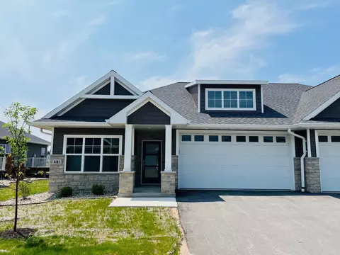 481 Papermill Cir, Kimberly, WI 54136