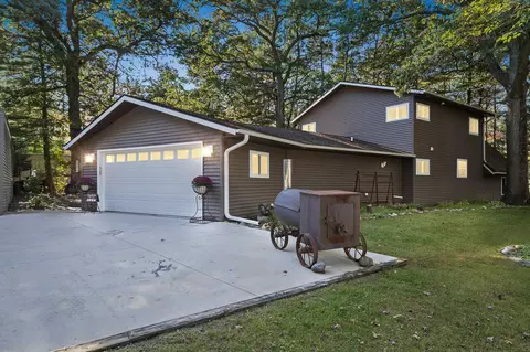 4935 Spirea Rd, Oconto, WI 54153