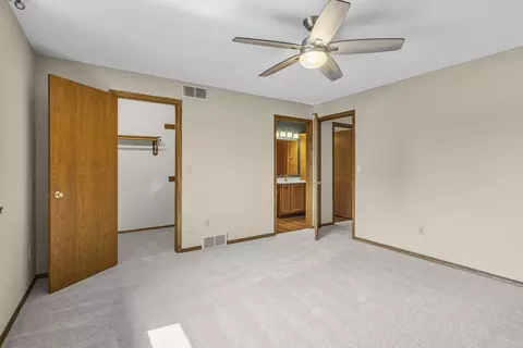 Bedroom - 2930 W Big Bend Dr, Appleton, WI 54914 photo 2 of 6