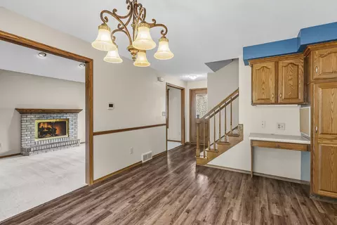 Entry Way - 2930 W Big Bend Dr, Appleton, WI 54914 photo 1 of 2