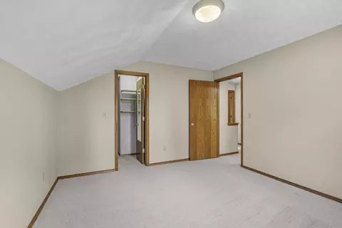 Bedroom - 2930 W Big Bend Dr, Appleton, WI 54914 photo 6 of 6