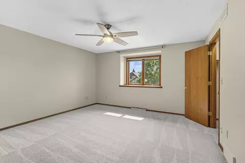 Bedroom - 2930 W Big Bend Dr, Appleton, WI 54914 photo 1 of 6