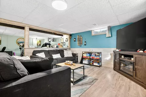 Living - 1025 W Roberts Ave, Appleton, WI 54914 photo 6 of 6