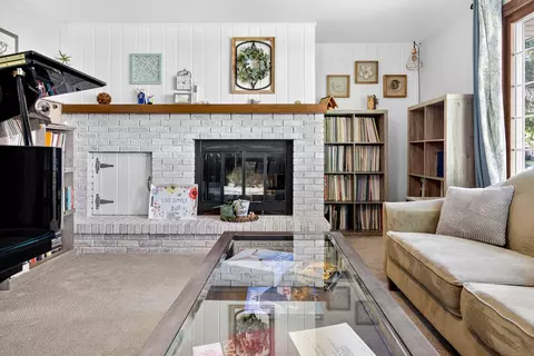 Living - 1025 W Roberts Ave, Appleton, WI 54914 photo 4 of 6