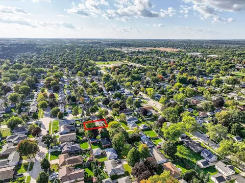 View/Area - 1025 W Roberts Ave, Appleton, WI 54914 photo 5 of 9