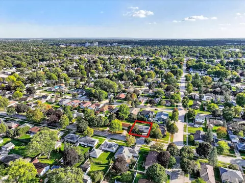 View/Area - 1025 W Roberts Ave, Appleton, WI 54914 photo 4 of 9