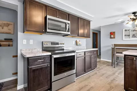 Kitchen - 1025 W Roberts Ave, Appleton, WI 54914 photo 4 of 7