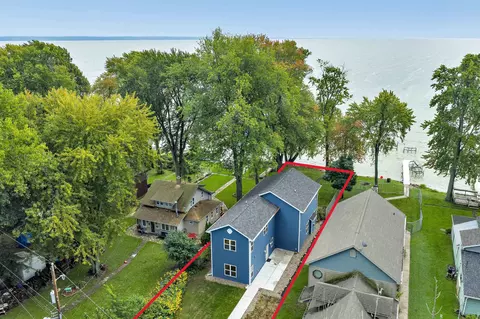 w7133 Firelane 2, Menasha, WI 54952