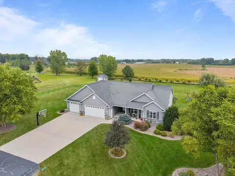8042 Coleman Rdg, Neenah, WI 54956