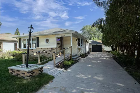 1404 N Charlotte St, Appleton, WI 54911