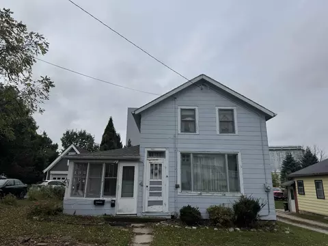 47 Pennsylvania Ave, Chilton, WI 53014