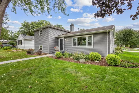 649 Stevens St, Neenah, WI 54956