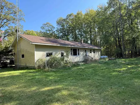 N6491 Hwy 577, Wallace, MI 49893 photo 2