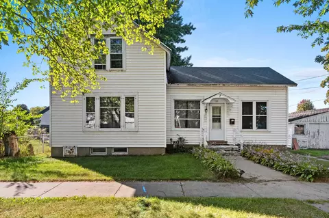 1321 Church St, Marinette, WI 54143
