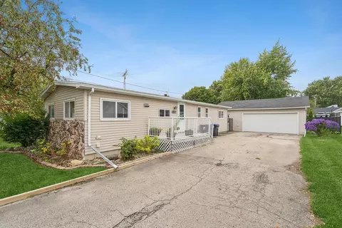 118 N 5th St, Winneconne, WI 54986