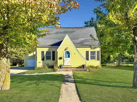 3030 Carney Ave, Marinette, WI 54143