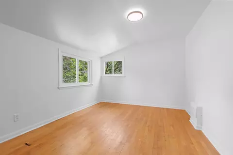 Bedroom - 630 W Riverview Dr, Appleton, WI 54915 photo 6 of 11
