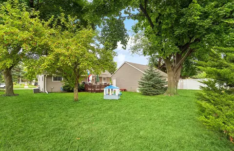 Exterior - 1413 E Pershing St, Appleton, WI 54911 photo 7 of 9