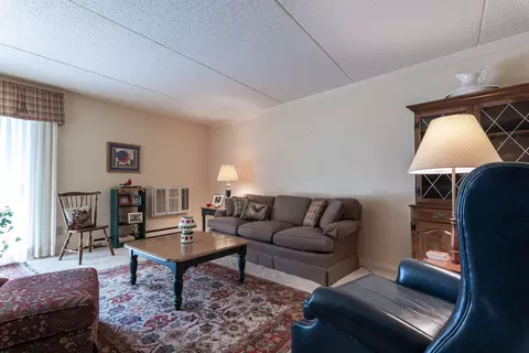 1001 S Oneida St #1B, Appleton, WI 54915 photo 12