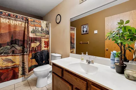 Bath - 1150 Schabow St, Gresham, WI 54128 photo 1 of 2