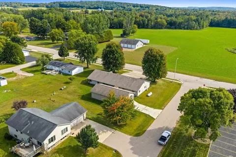 View/Area - 1150 Schabow St, Gresham, WI 54128 photo 7 of 9