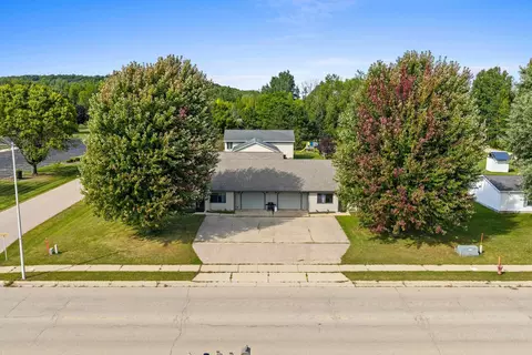 View/Area - 1150 Schabow St, Gresham, WI 54128 photo 1 of 9