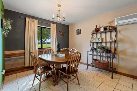 Dining - 1150 Schabow St, Gresham, WI 54128 photo 1 of 3