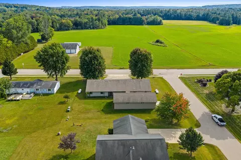View/Area - 1150 Schabow St, Gresham, WI 54128 photo 8 of 9